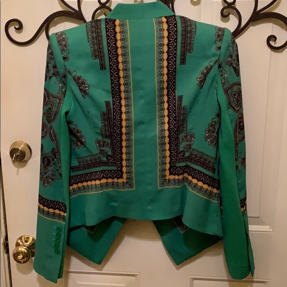 Brand new BCBG women’s jacket - Picture 2 of 3